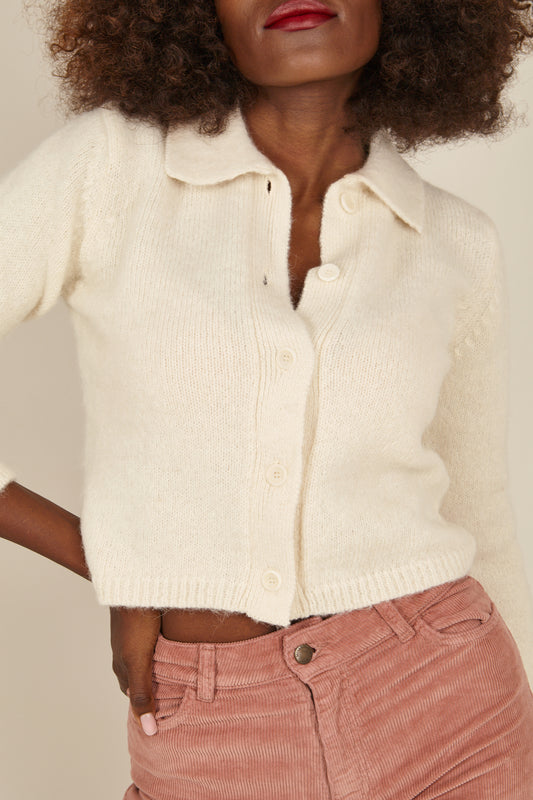 White cardigan with recycled wool collar